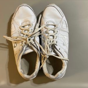 Infinity Rival Size 8